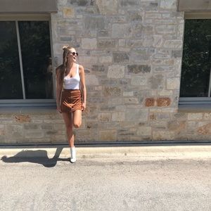 Meet your Posher, Taylor